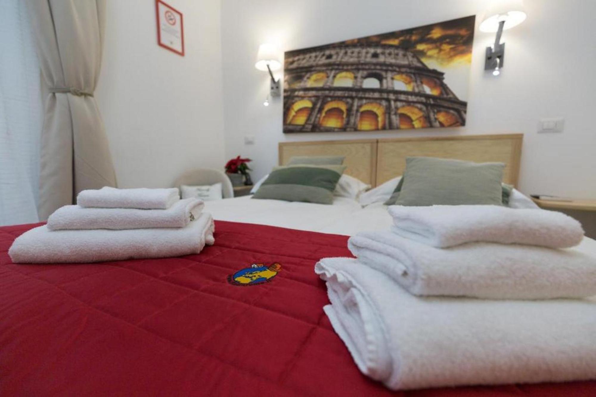 Flatinrome Rooms In Trastevere ภายนอก รูปภาพ
