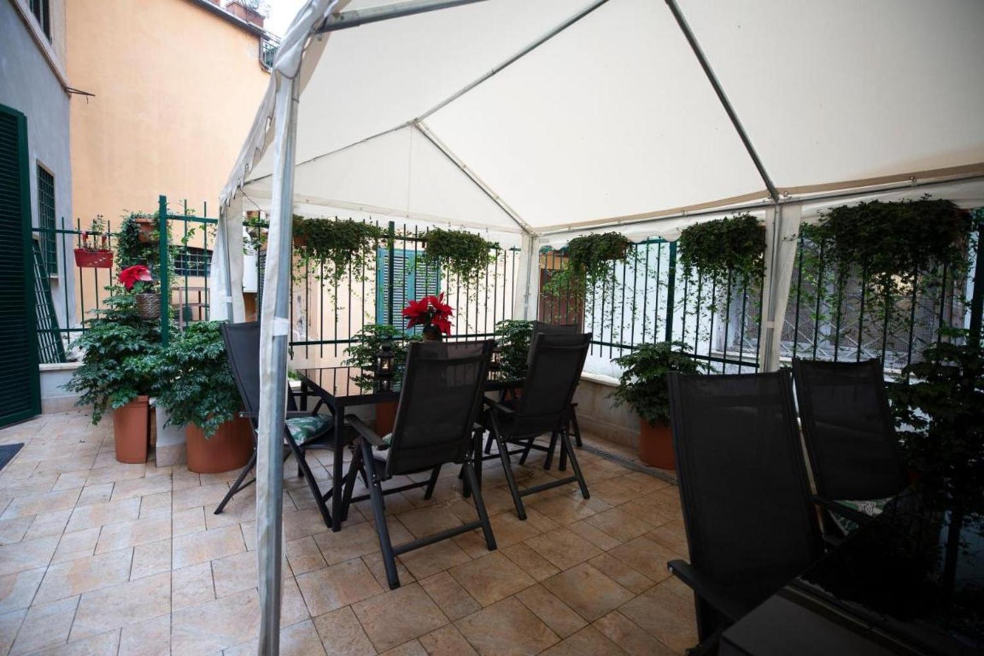 Flatinrome Rooms In Trastevere ภายนอก รูปภาพ